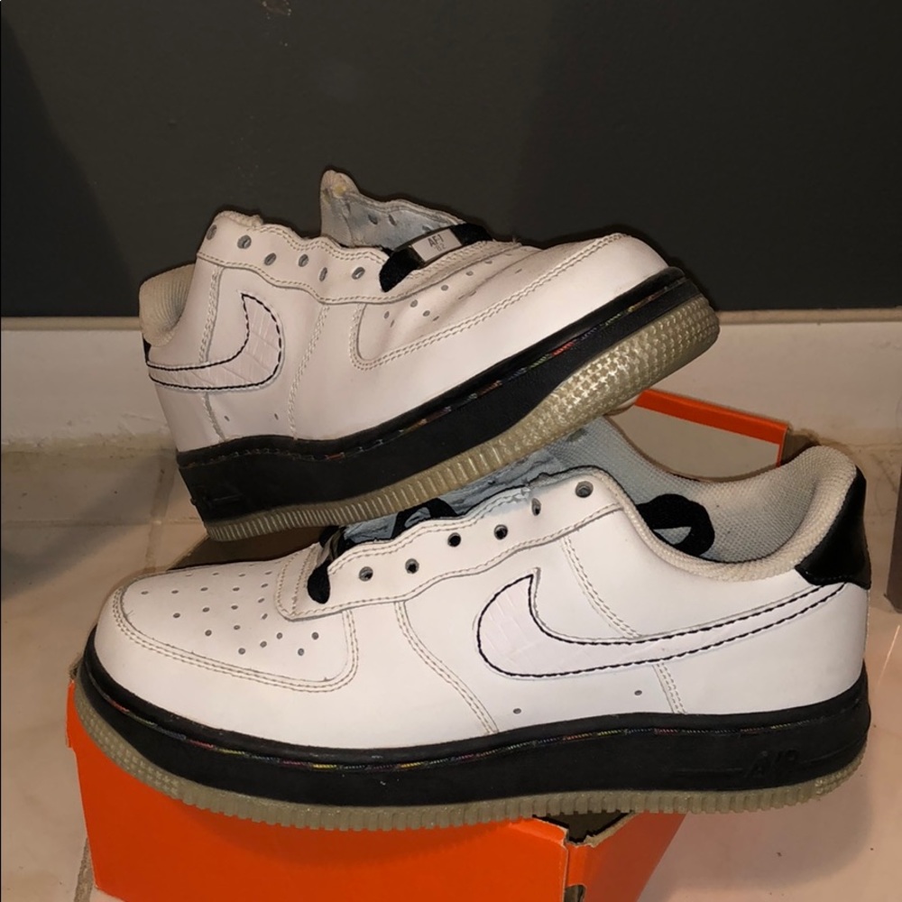 NIKE AF1 PATTERSON SQUARE GARDEN LOW